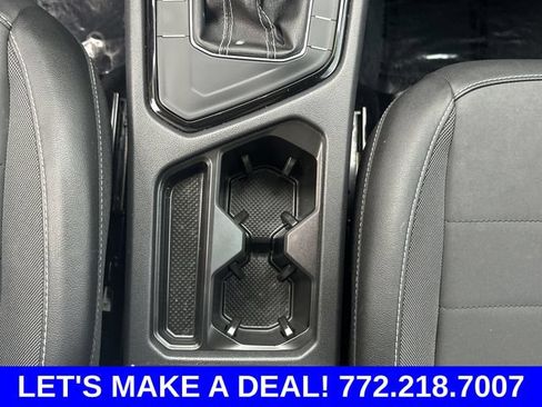 Certified 2023 Volkswagen Taos SE w/ Panoramic Sunroof Package FWD image 24