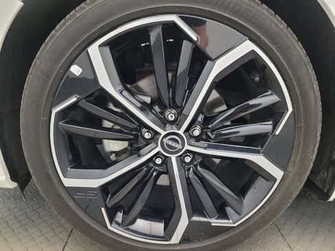 Used 2024 Nissan Altima 2.5 SR w/ SR Premium Package FWD image 31