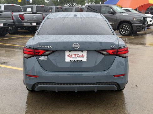 Used 2024 Nissan Sentra SV image 8