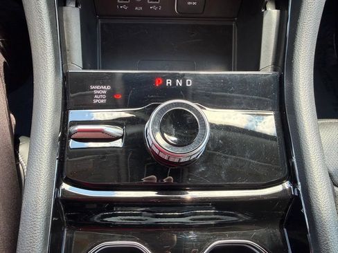 Used 2023 Jeep Grand Cherokee L Limited w/ Luxury Tech Group II AWD/4WD image 33