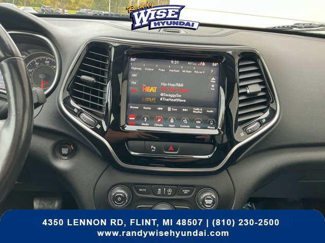 Used 2019 Jeep Cherokee Limited AWD/4WD image 25