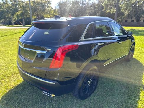 Used 2018 Cadillac XT5 Luxury w/ Driver Awareness Package image 6