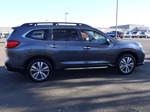 Used 2022 Subaru Ascent Touring w/ Popular Package #2A image 9