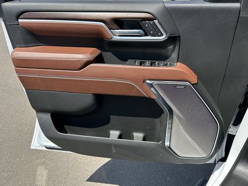 New 2026 GMC Sierra 3500 Denali Ultimate AWD/4WD image 23
