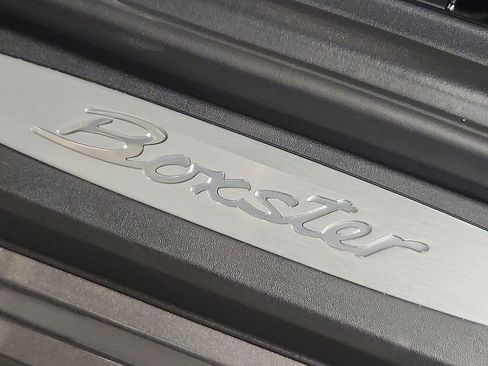 Certified 2025 Porsche 718 Boxster RWD image 30
