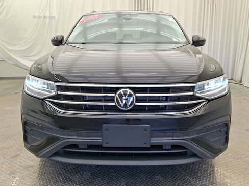 Used 2022 Volkswagen Tiguan SE image 29