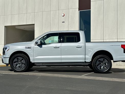 New 2025 Ford F150 Lightning Lariat image 6