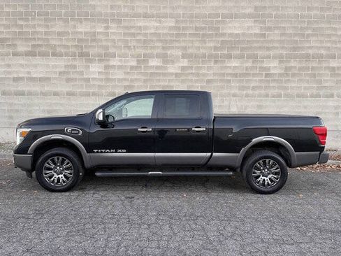 Used 2017 Nissan Titan Platinum Reserve AWD/4WD image 8