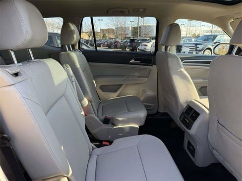 Used 2019 Volkswagen Atlas SEL image 16