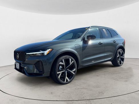 New 2026 Volvo XC60 T8 Ultra w/ Protection Package Premier AWD/4WD image 2