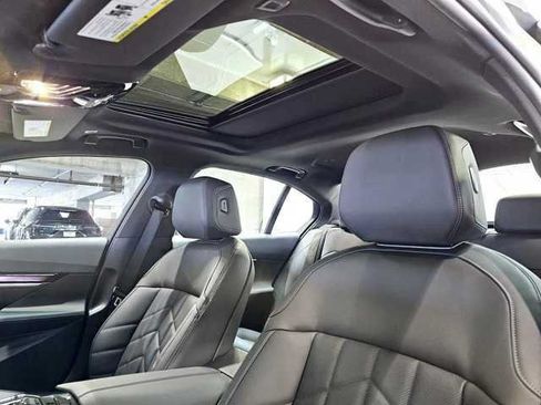 Used 2025 BMW 540i xDrive w/ Premium Package AWD/4WD image 23