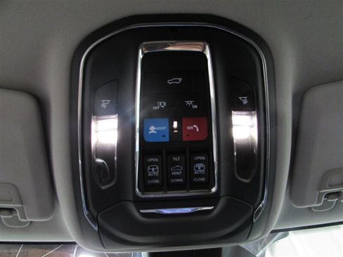 Used 2023 Jeep Grand Cherokee 4WD 4xe image 97