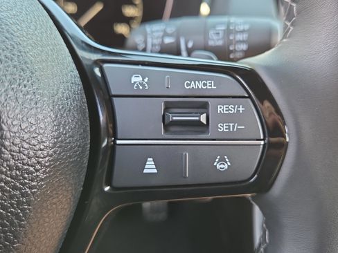 Used 2025 Honda Civic Sport image 25