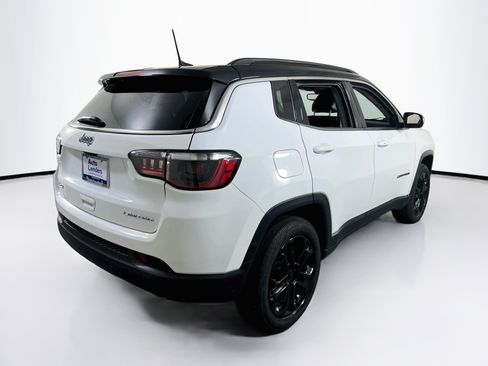 Used 2022 Jeep Compass Limited AWD/4WD image 5