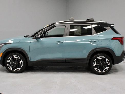 Used 2025 Kia Seltos SX AWD/4WD image 10