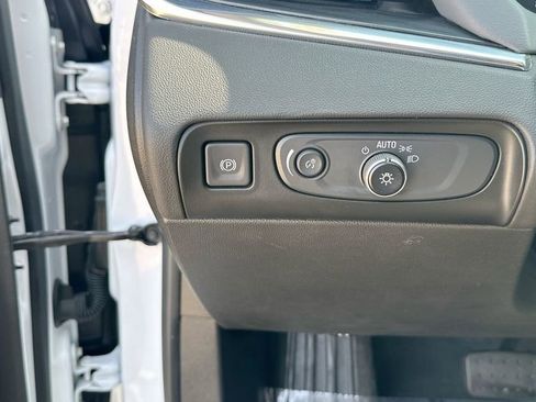 Certified 2021 Buick Enclave Essence w/ Sound and Sites Package image 18