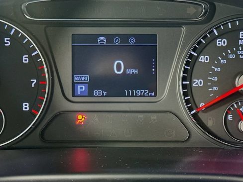 Used 2020 Kia Sorento LX FWD image 12