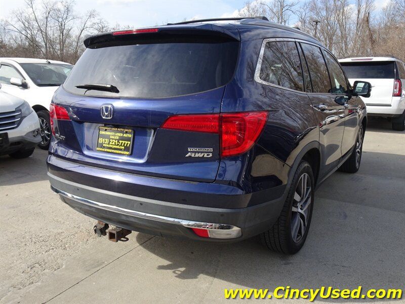 Used 2017 Honda Pilot Touring image 6
