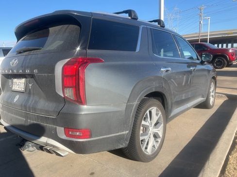 Used 2021 Hyundai Palisade Limited image 4
