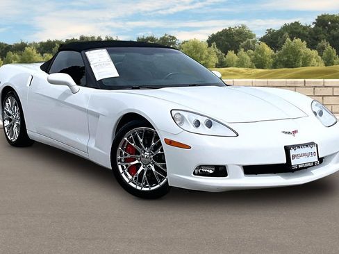 Used 2013 Chevrolet Corvette Convertible w/ 3LT Preferred Equipment Group RWD image 2
