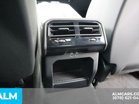 Used 2024 BMW i5 eDrive40i w/ Convenience Package image 25