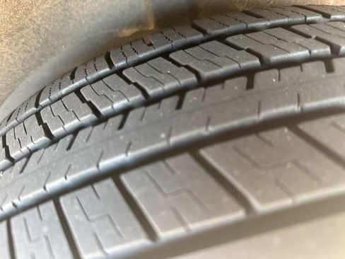 Used 2017 Nissan Rogue SV w/ SV Premium Package image 14