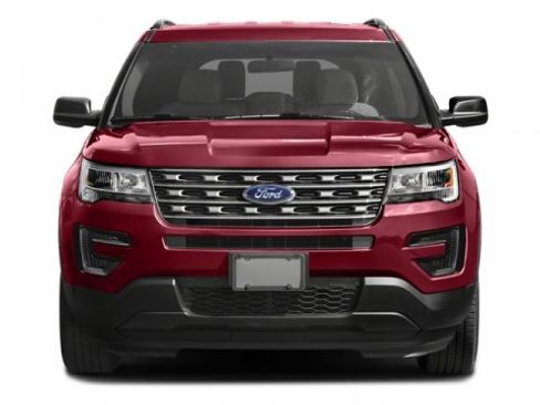 Used 2016 Ford Explorer image 4