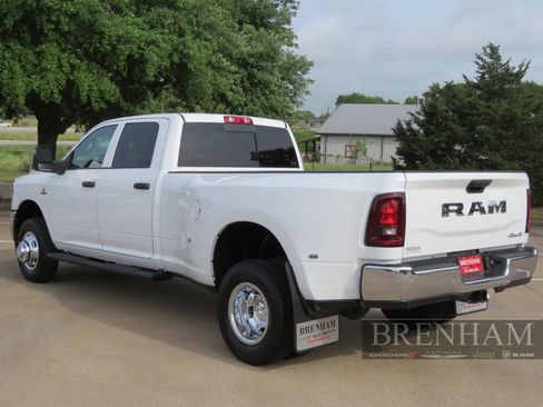 Used 2026 RAM 3500 Tradesman AWD/4WD image 6