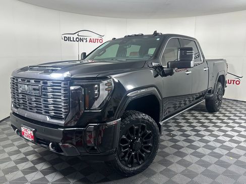 Used 2024 GMC Sierra 2500 Denali Ultimate AWD/4WD image 1