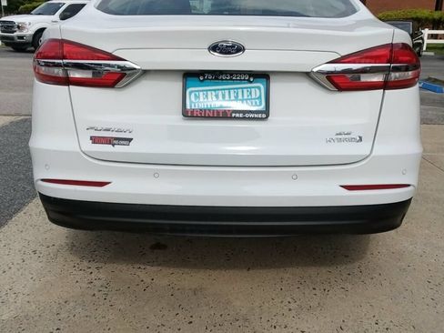 Used 2019 Ford Fusion SE FWD image 6