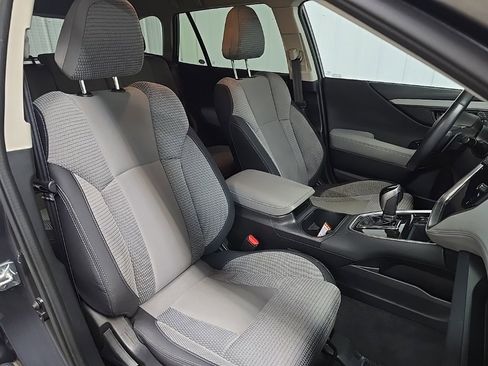 Used 2022 Subaru Outback Premium image 14