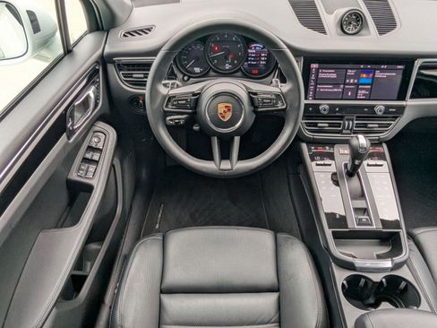 Certified 2026 Porsche Macan AWD/4WD image 15