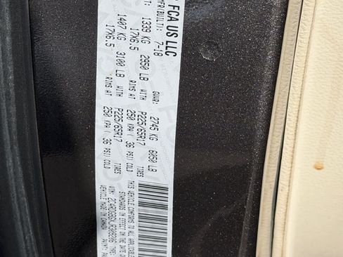 Used 2018 Dodge Grand Caravan SE FWD image 19