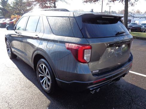 Used 2020 Ford Explorer ST image 3