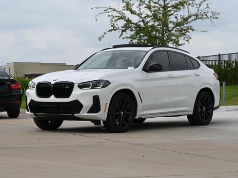 Used 2022 BMW X4 M40i w/ Premium Package AWD/4WD image 5