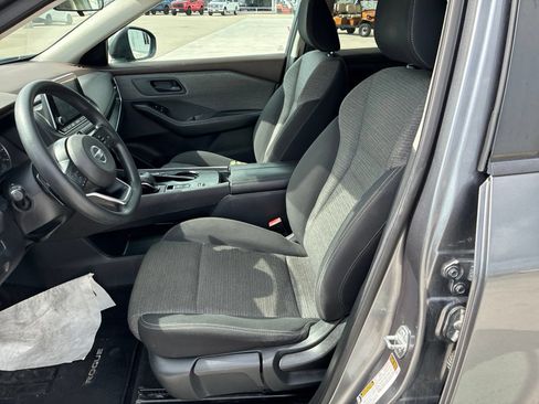 Used 2021 Nissan Rogue S FWD image 10