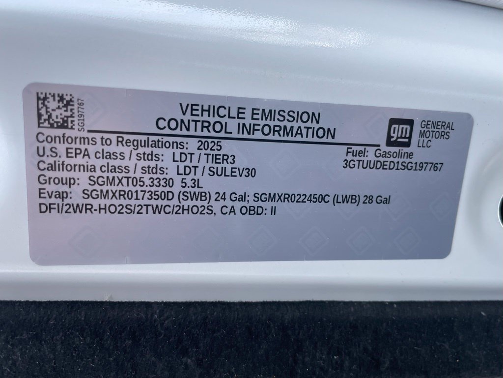 Used 2025 GMC Sierra 1500 SLT AWD/4WD image 42