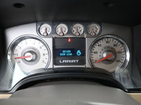 Used 2010 Ford F150 Lariat image 10