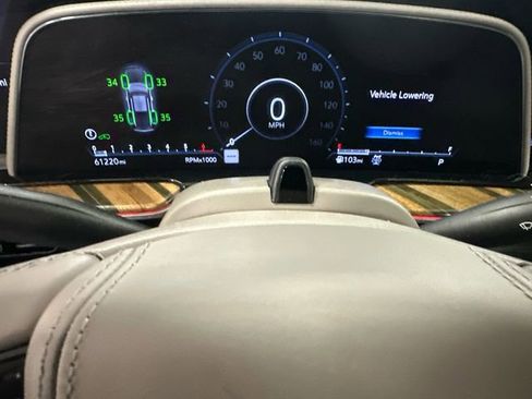 Used 2022 Cadillac Escalade ESV Sport Platinum image 15