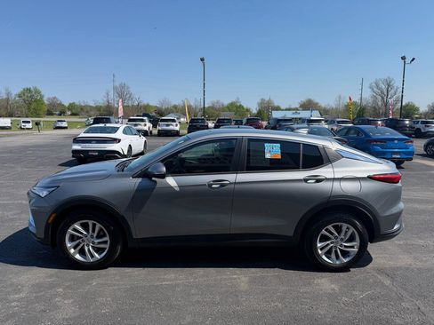 Used 2025 Buick Envista Preferred w/ Convenience I Package image 9