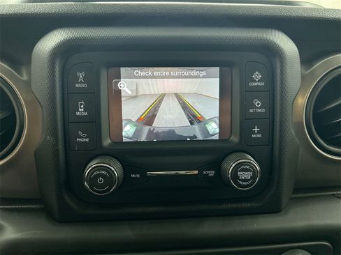 Used 2020 Jeep Gladiator Sport w/ Quick Order Package 23S image 15