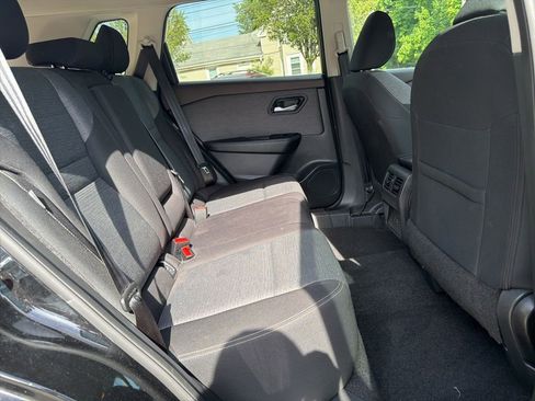 Used 2023 Nissan Rogue SV AWD/4WD image 24