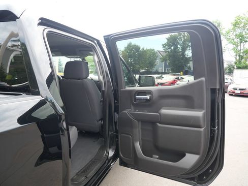 Used 2021 Chevrolet Silverado 1500 Custom Trail Boss AWD/4WD image 34