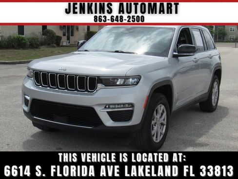 Used 2022 Jeep Grand Cherokee Limited AWD/4WD image 1