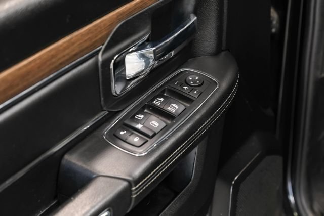 Used 2017 RAM 1500 Laramie w/ Convenience Group AWD/4WD image 38