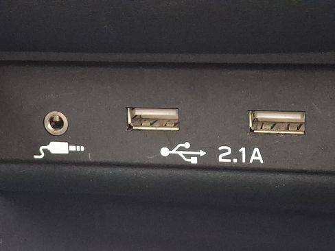 Used 2022 Subaru Legacy Premium image 24