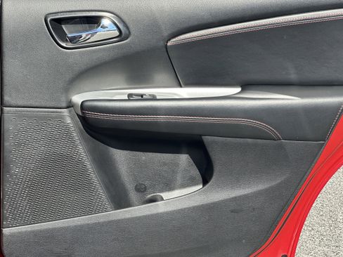 Used 2019 Dodge Journey GT image 16