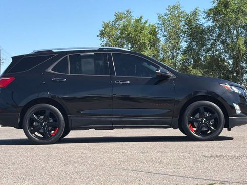 Used 2020 Chevrolet Equinox Premier w/ Premier Redline Edition AWD/4WD image 8