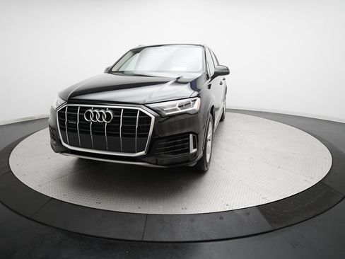 Used 2020 Audi Q7 3.0T Premium AWD/4WD image 12