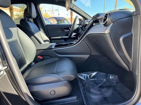 Certified 2025 Mercedes-Benz GLC 300 image 24